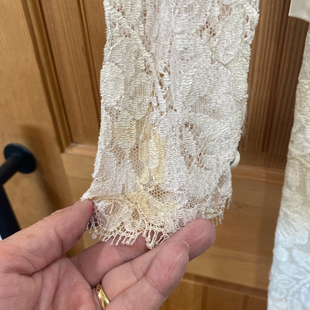 Vintage Elegant Ivory Lace Long-Sleeve Sheath Dress - Picture 5 of 12
